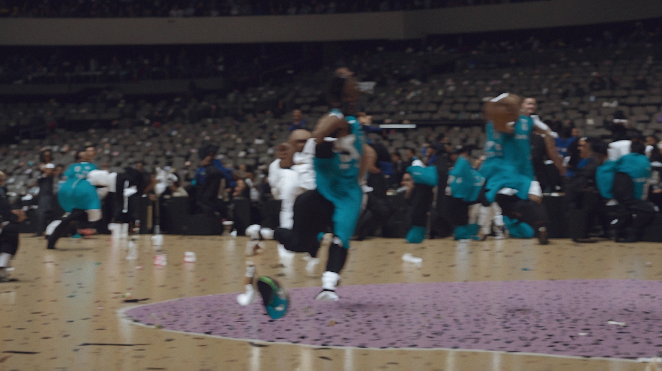 Hornets vs Spurs Live Score: Can San Antonio Stop Charlotte’s Late Push Tonight?