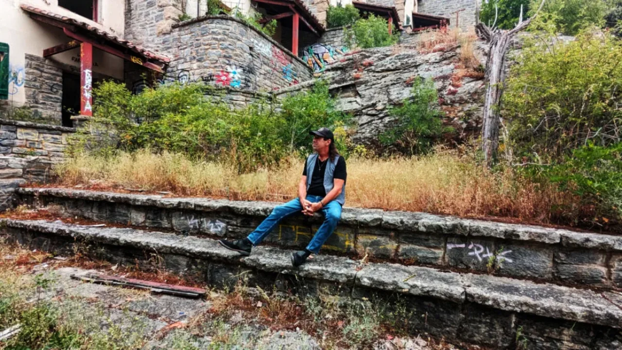 american-buys-entire-abandoned-spanish-village-for