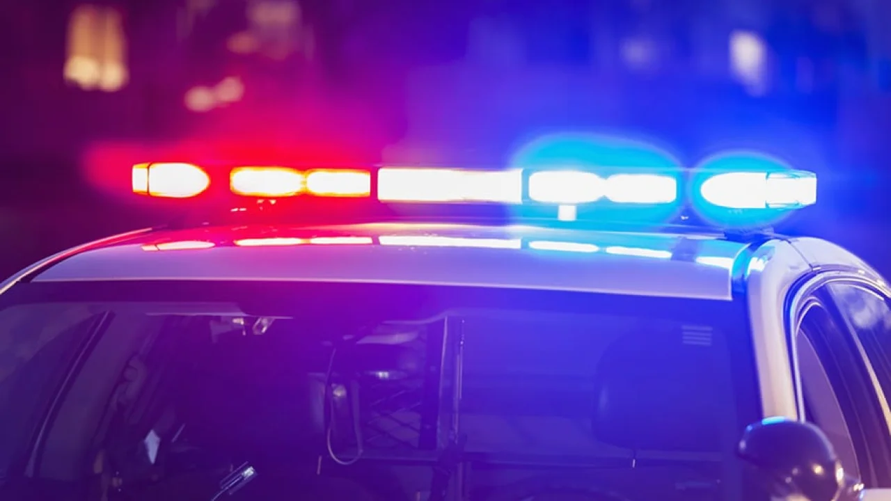 bath-man-kicks-in-door-enters-home-before-police-t