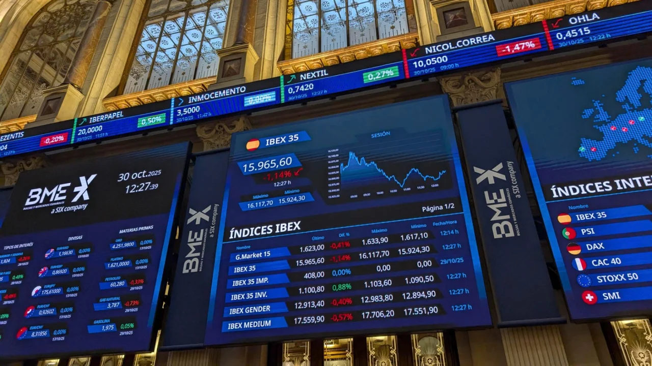 el-ibex-35-cierra-en-mximos-tras-una-sesin-que-poc