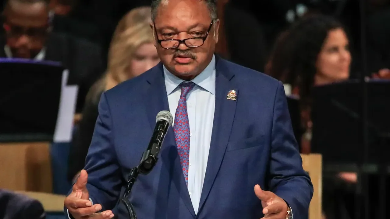 jesse-jackson-death-hoax-spreads-online-as-civil-r