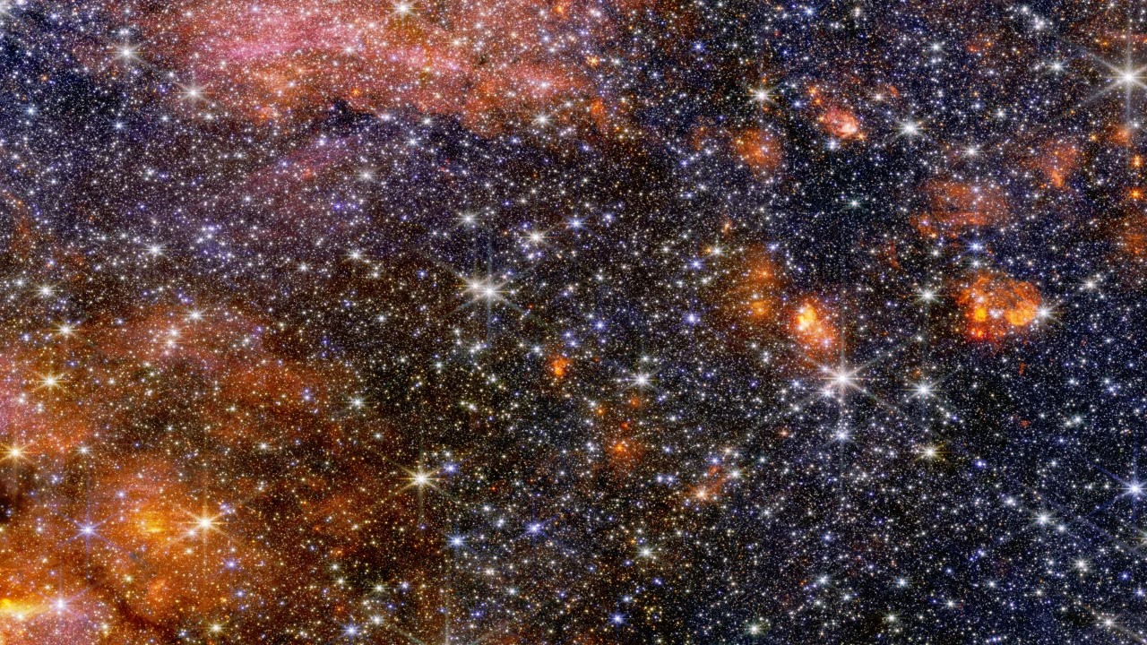 JWST captures something stunning hidden at the Milky Way center that scientists never expected to see