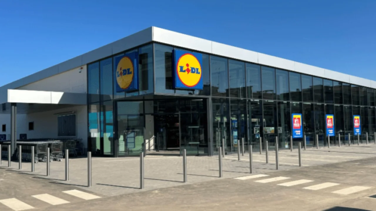 Lidl liquidando almacenes: miles corren a las tiendas antes de que se agoten los últimos chollos