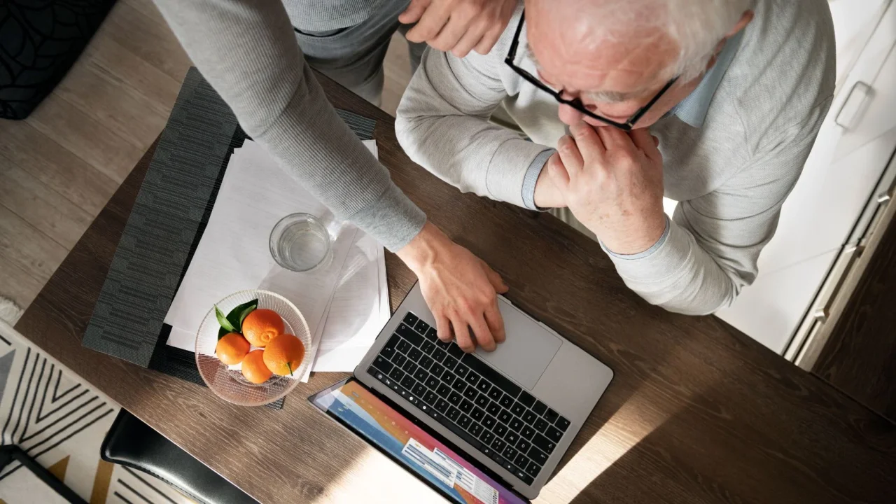 miles-de-jubilados-descubren-que-sus-pensiones-de