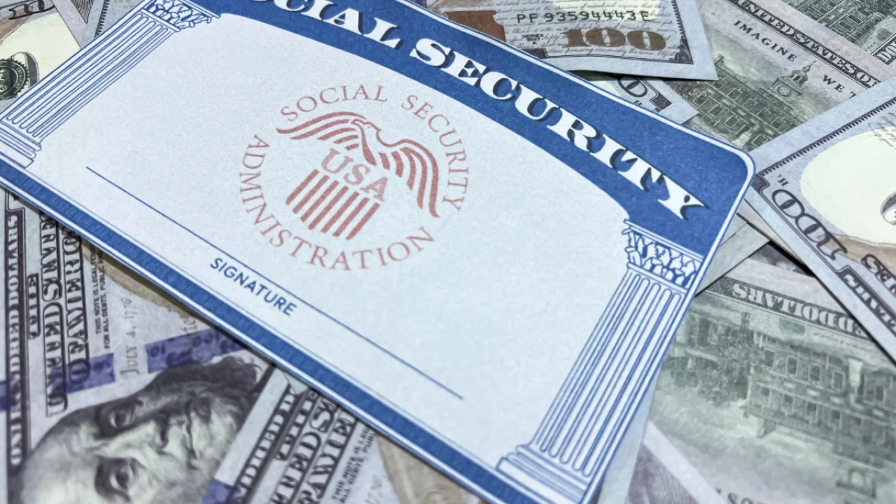 millones-reciben-su-pago-seguro-social-maana-estas