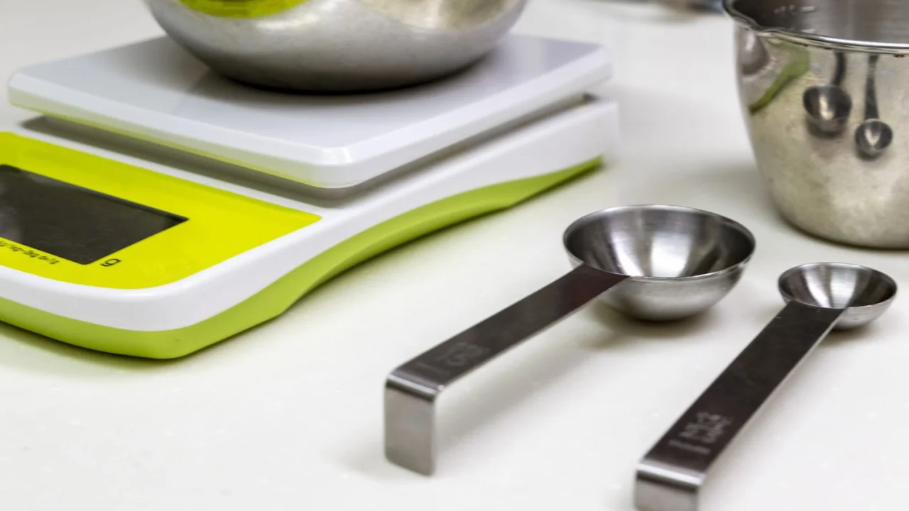 the-cup-to-gram-conversion-mistake-thats-ruining-y