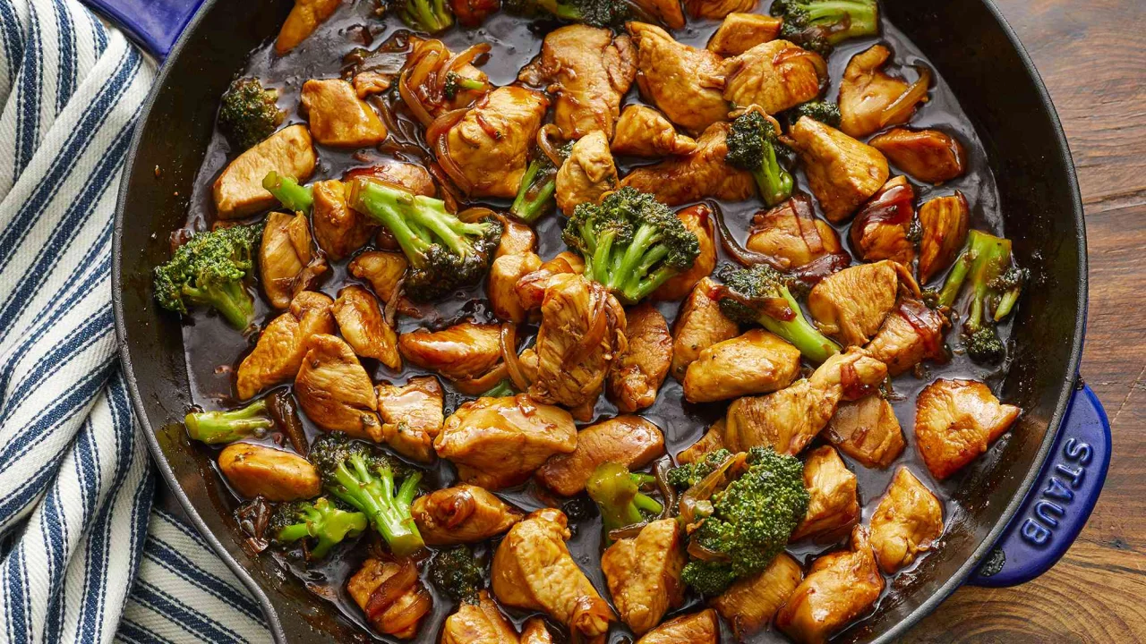 these-15-skillet-dinners-for-two-prove-you-dont-ne