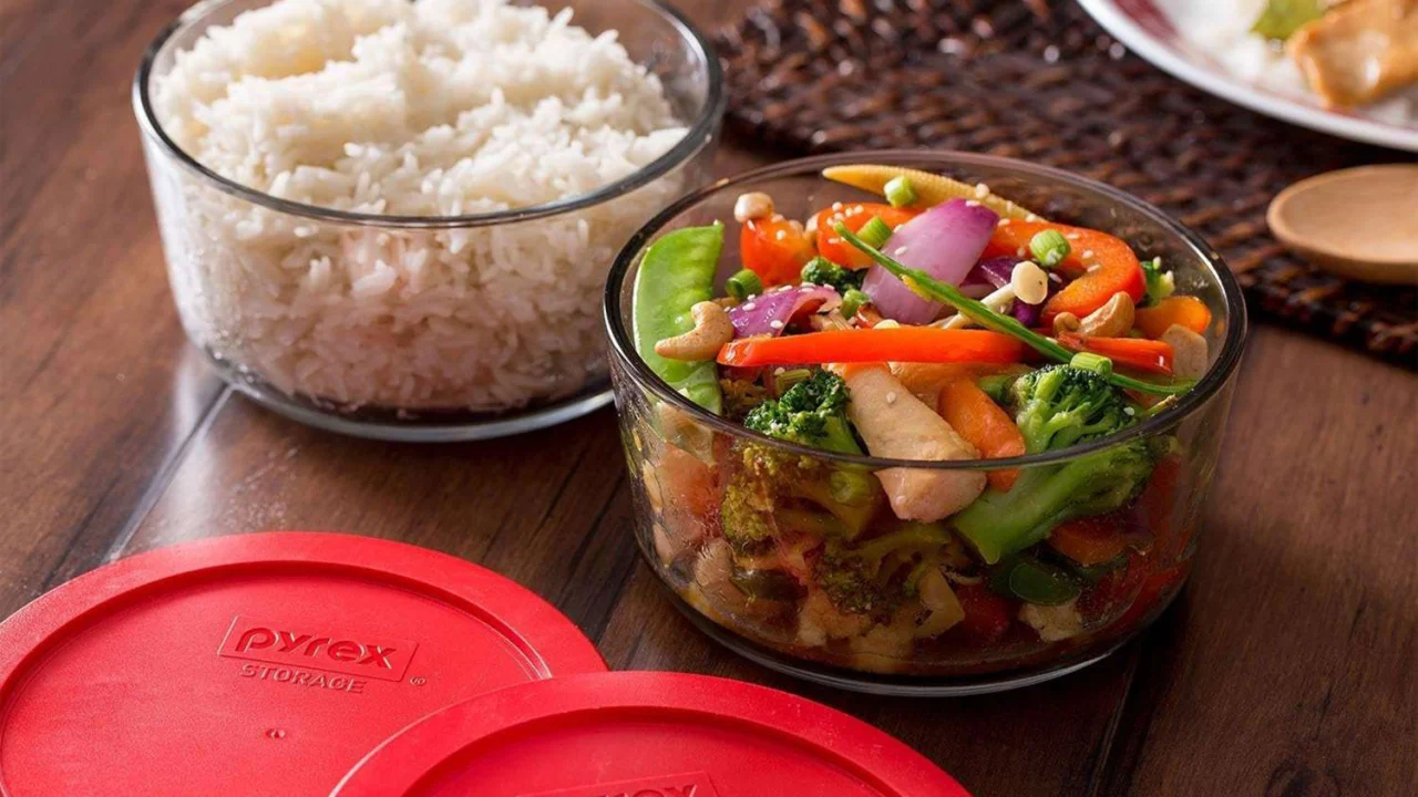 these-2-food-storage-containers-from-amazons-sale