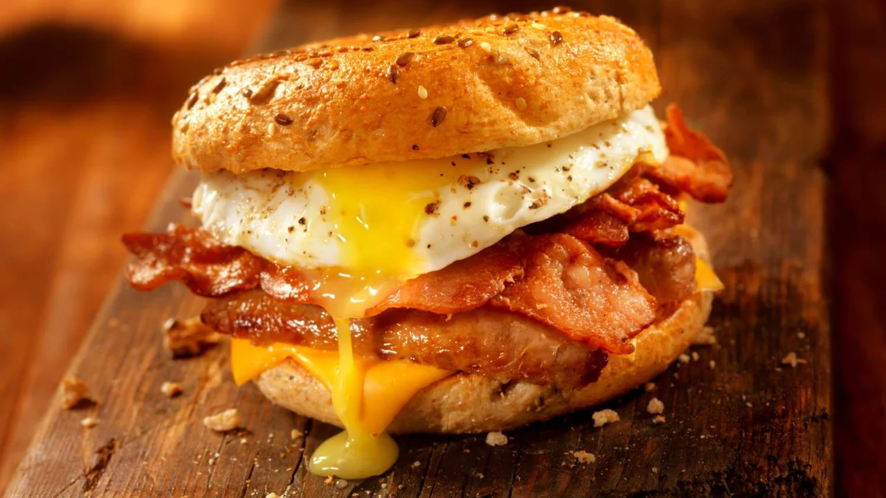 This $16 nonstick pan makes eggs slide out so effortlessly that home cooks are ditching their expensive cookware