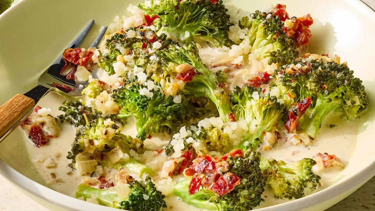 This Broccoli Casserole Recipe Is So Good, People Say “Yes” Before They Even Taste It