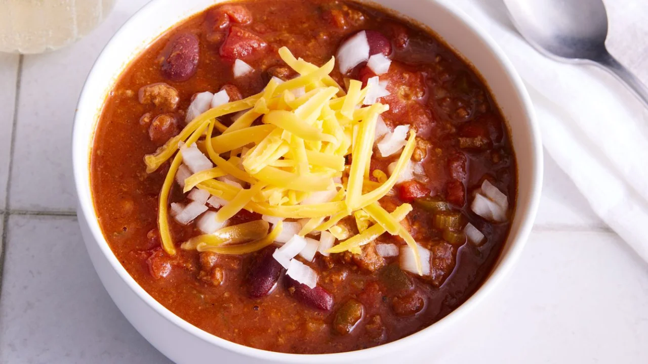 this-secret-ingredient-makes-any-chili-recipe-burs