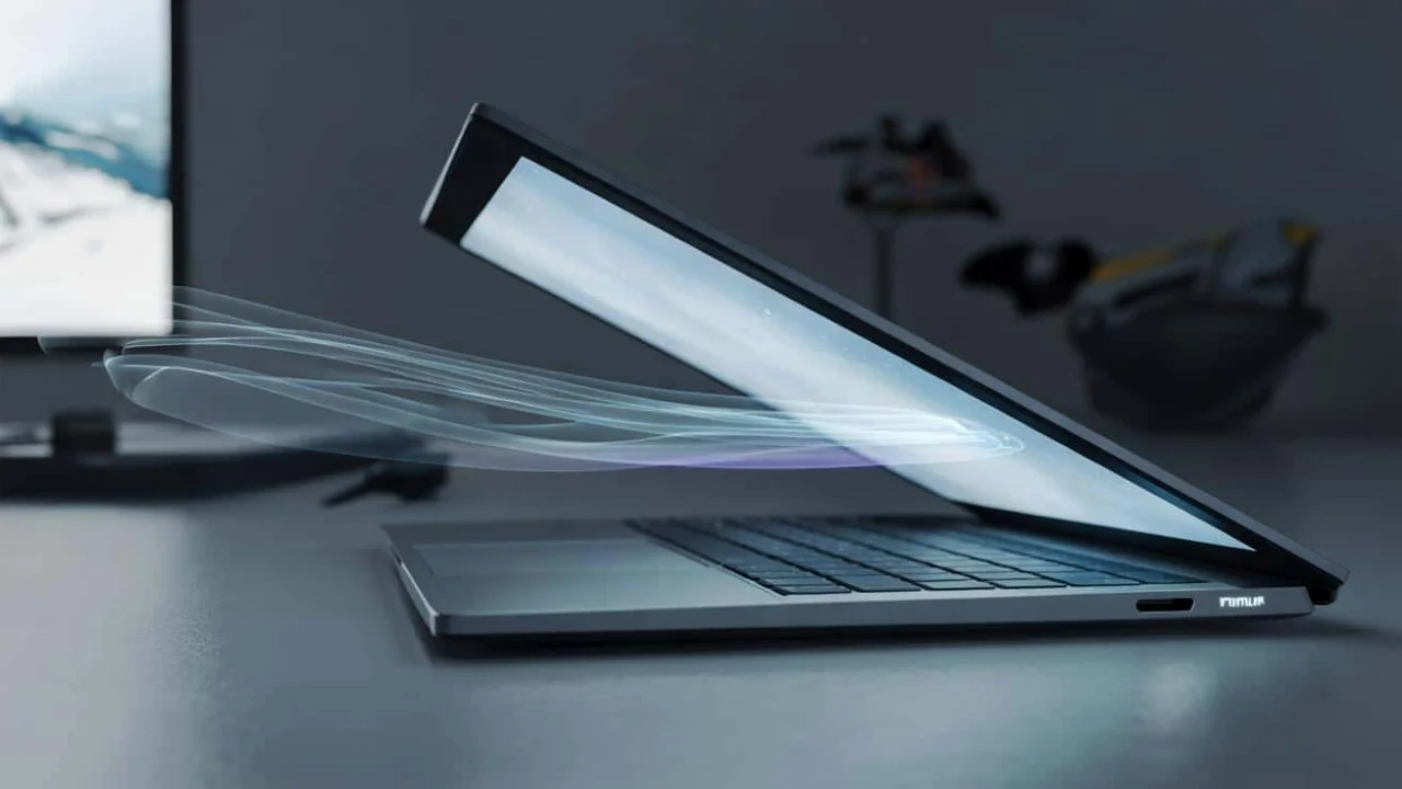 this-world-first-laptop-ditches-fans-for-plasma-co