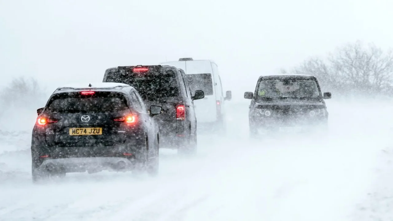 uk-snow-maps-reveal-which-16-cities-will-vanish-un